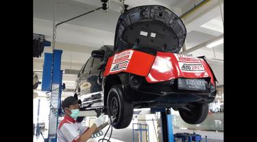 thumbnail Perhatikan Hal Ini Supaya Shock Breaker Mobil Berumur Panjang